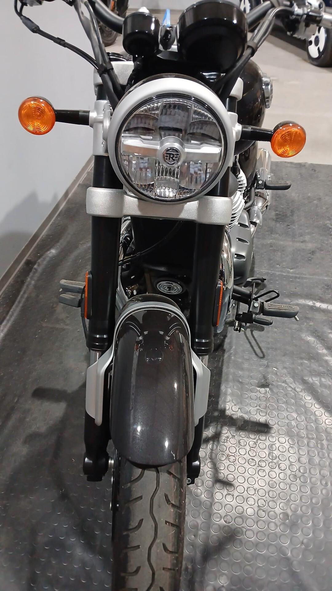 Royal Enfield super meteor 650