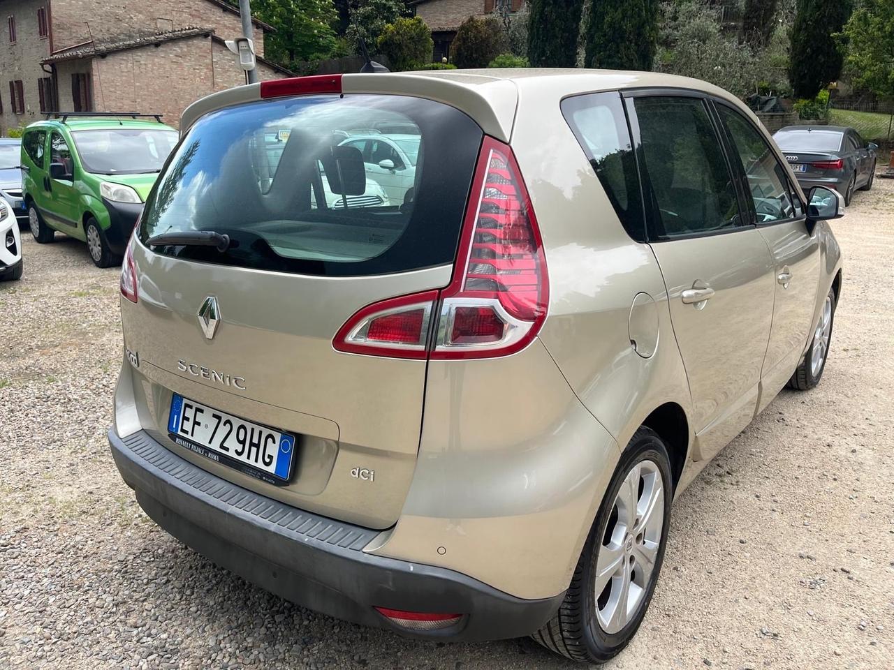 Renault Scenic Scénic X-Mod 1.5 dCi 110CV Luxe