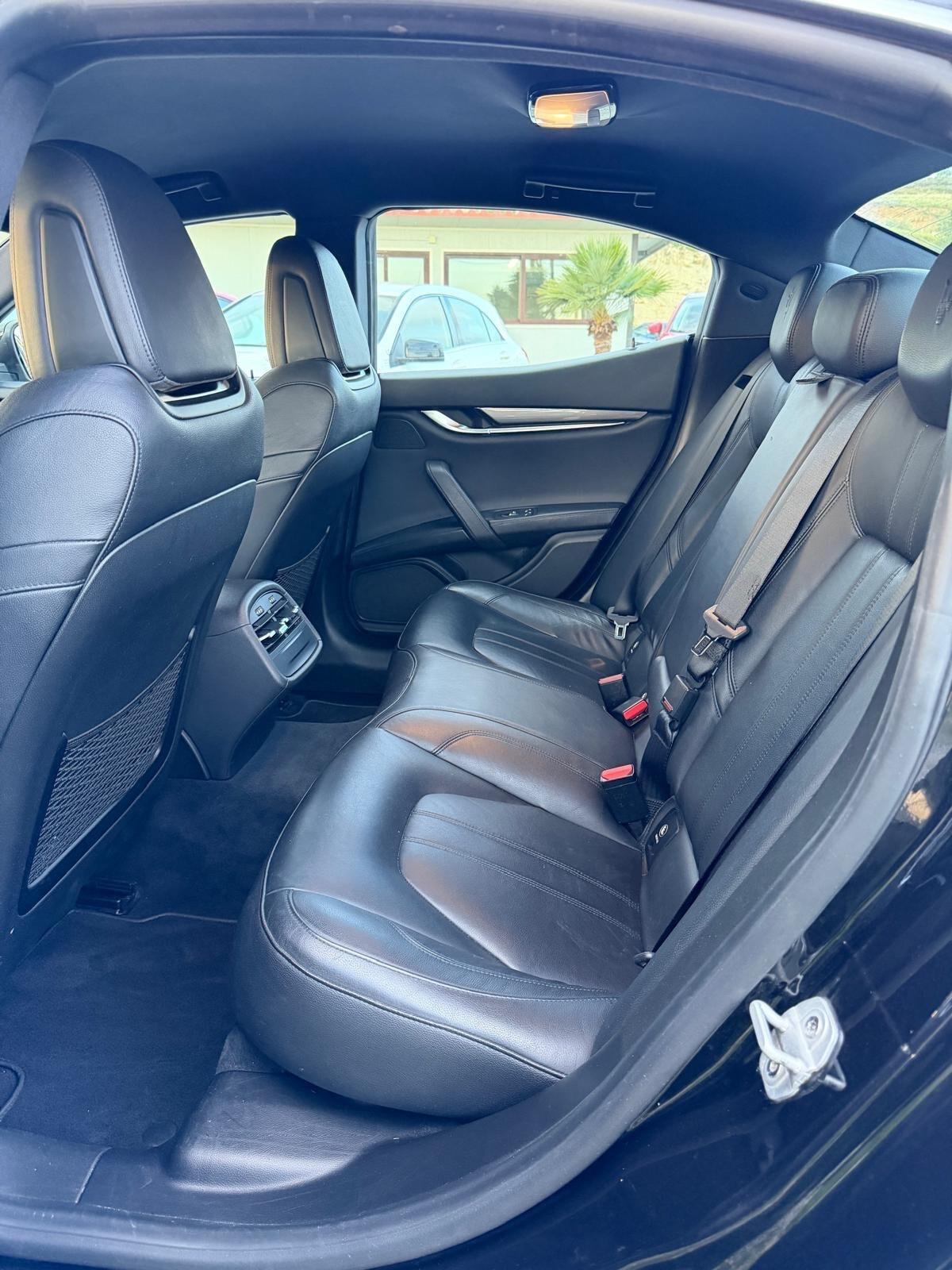 Maserati Ghibli V6 Diesel 275 CV gransport