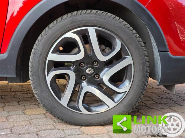 RENAULT Captur R-Link Automatica Dci 90CV E6