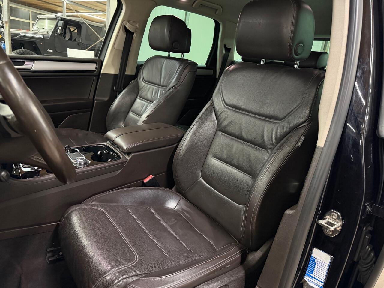 Volkswagen Touareg 3.0 TDI - IVA ESPOSTA - GARANZIA 12 MESI