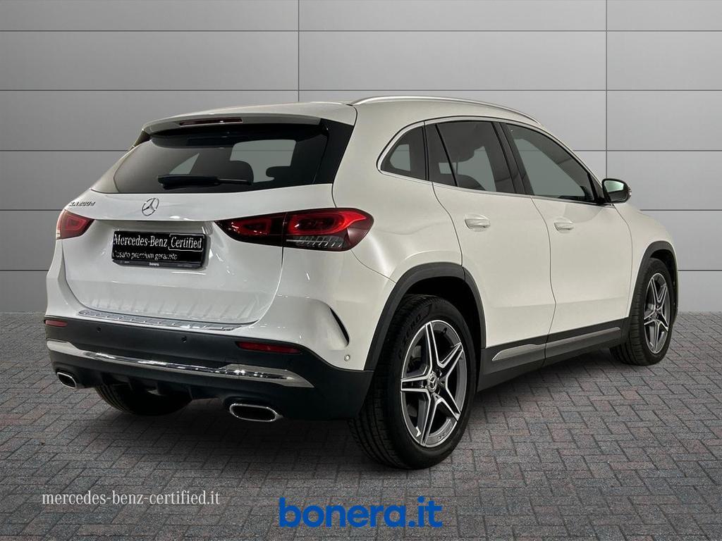 Mercedes GLA 200 200 D Premium 8G-DCT