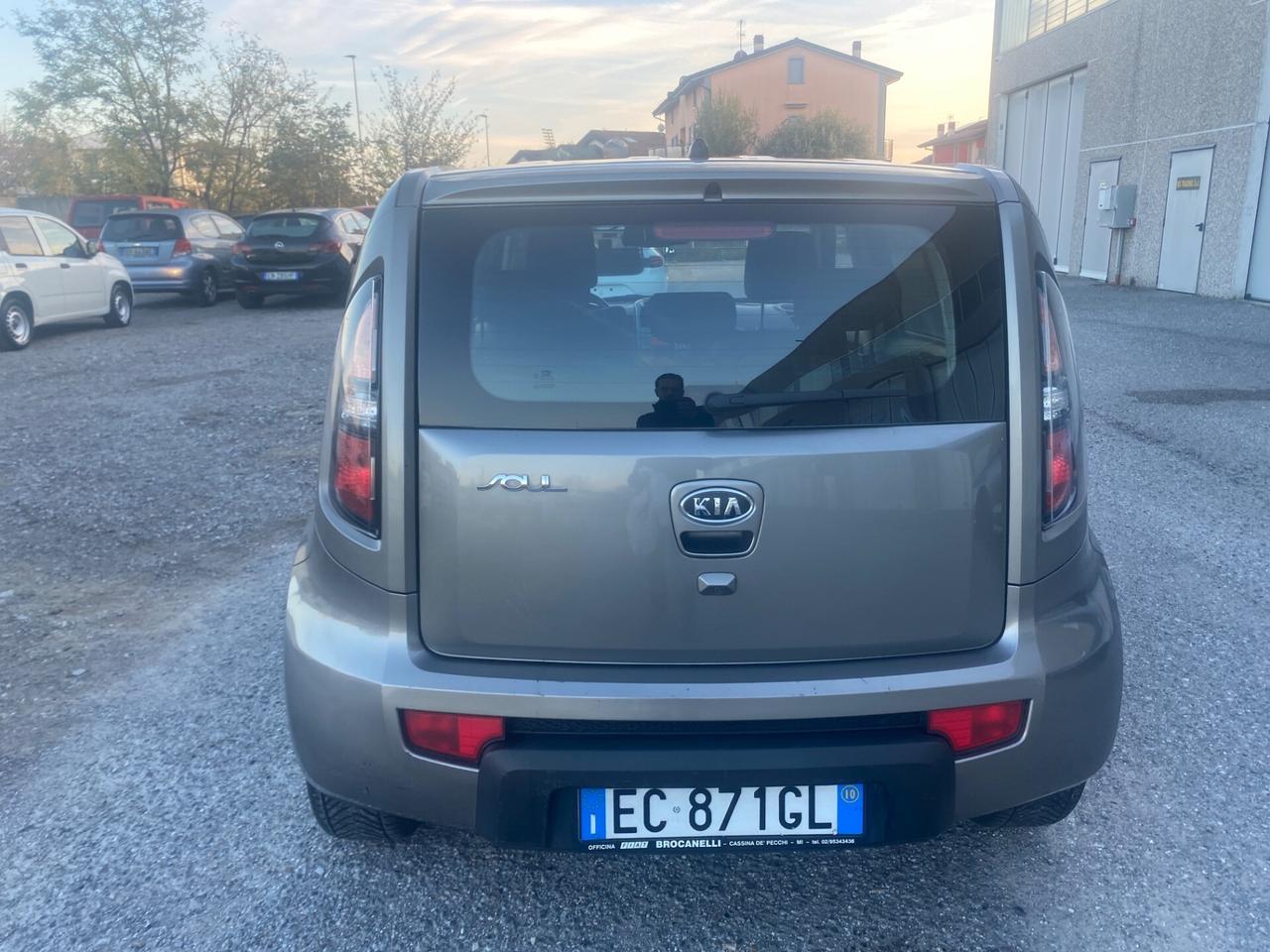 Kia Soul 1.6 CVVT Active Bi-Fuel