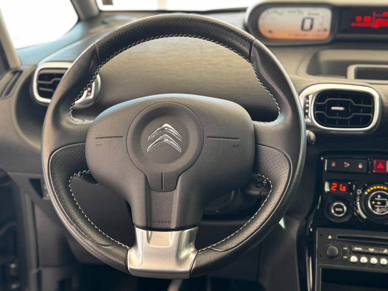 Citroen C3 BlueHDi 100 Cv Exclusive