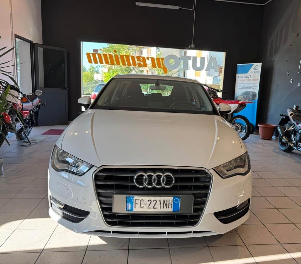 Audi A3 SPB 1.6 TDI S tronic Business