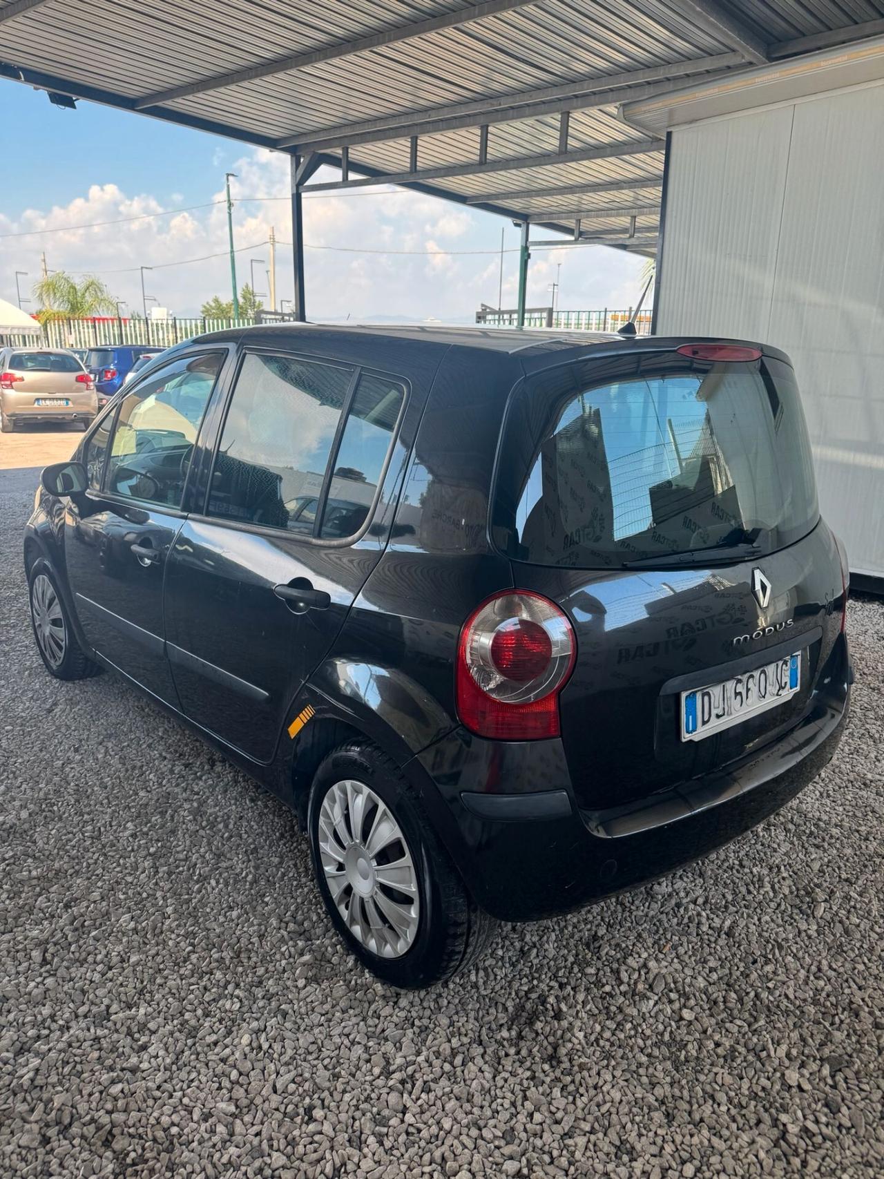 Renault Modus 1.5 dCi 105CV Dynamique