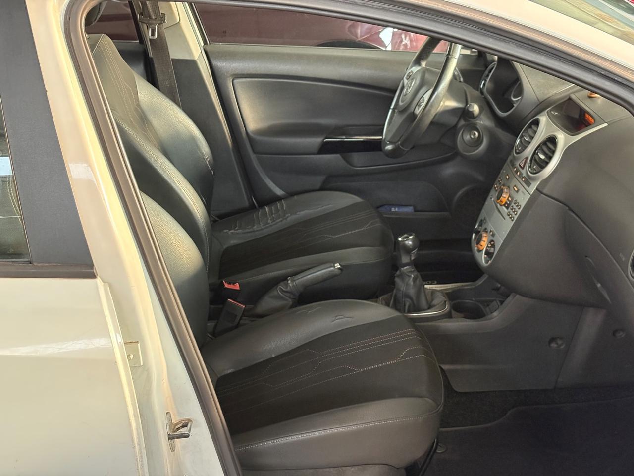 Opel Corsa 1.2 85CV 5 porte GPL-TECH Edition