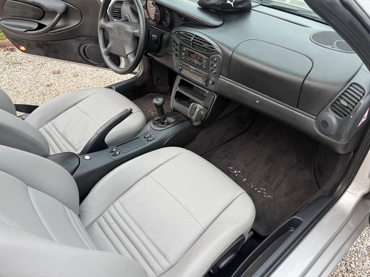 Porsche Boxster 2.5i 24V cat