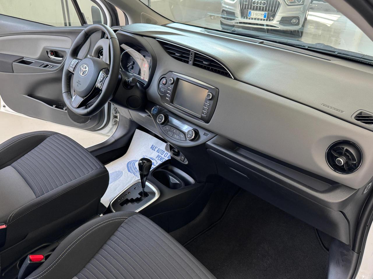 Toyota Yaris 5 Porte Yaris 5p 1.5h Business