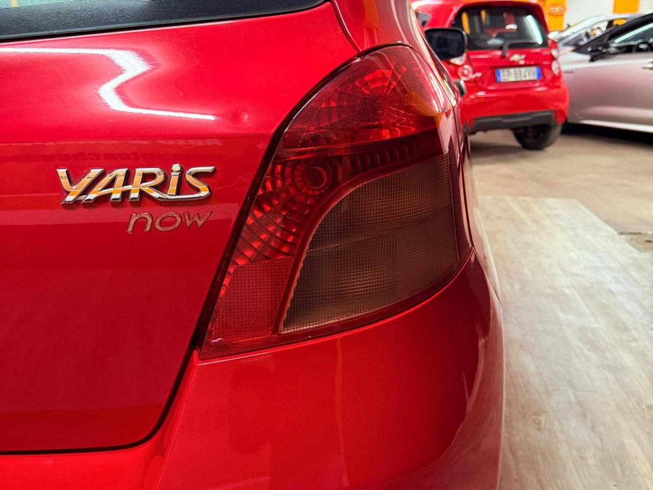 BELLISSIMA TOYOTA YARIS UNICO PROPRIETARIO CON SOLI 79.454 KM
