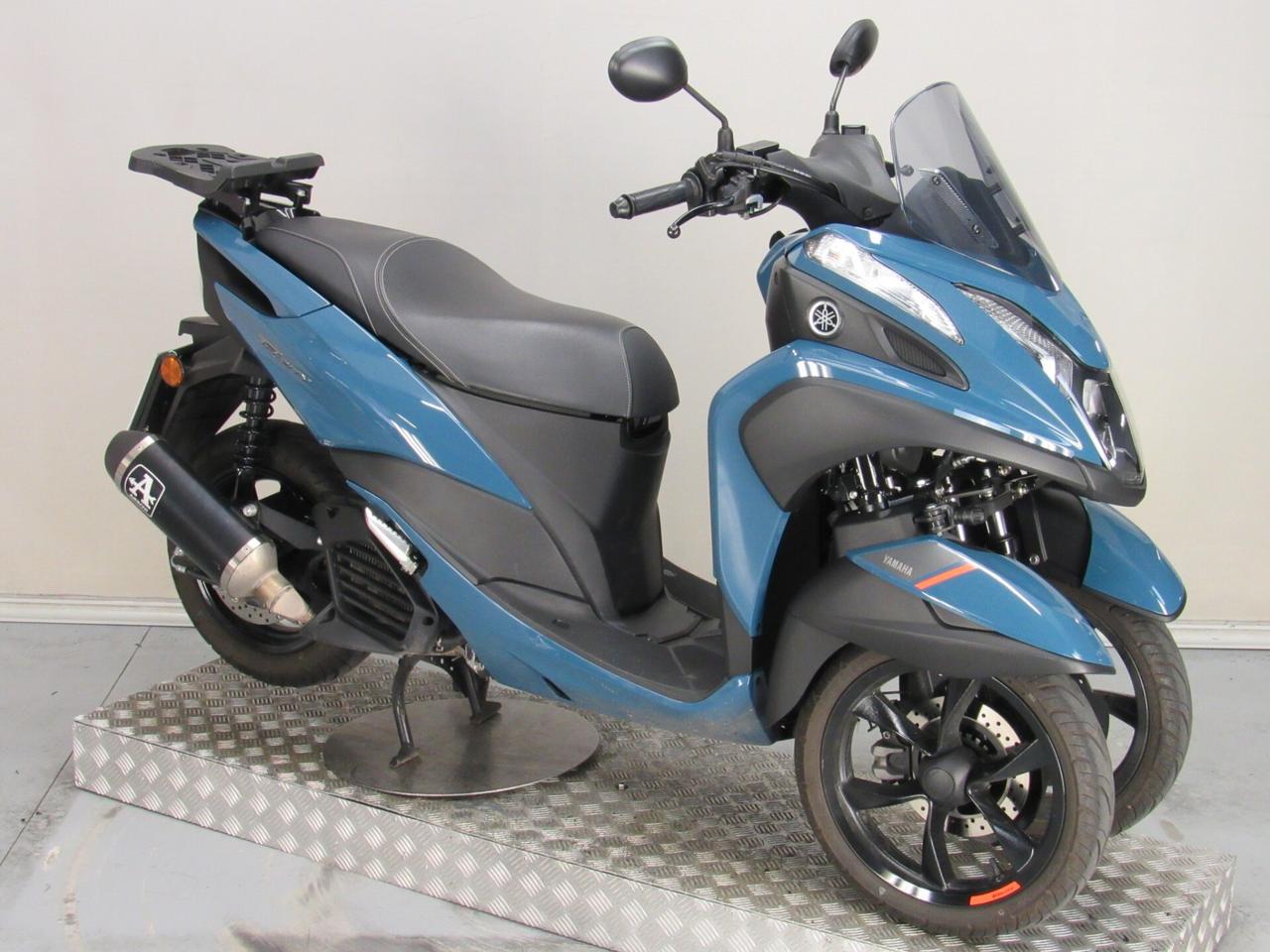 Yamaha Tricity 125 UBS 11 KW PATENTE A1 E B