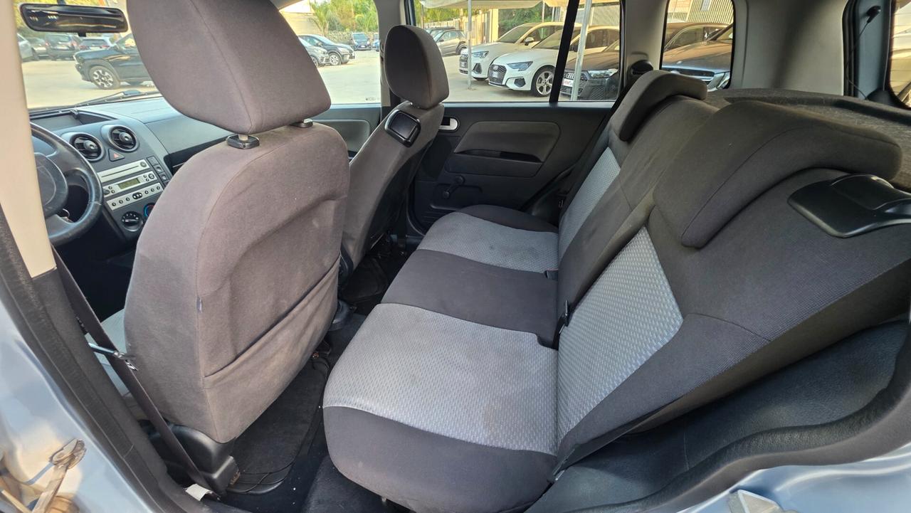 Ford Fusion 1.6 TDCi 5p. Leather