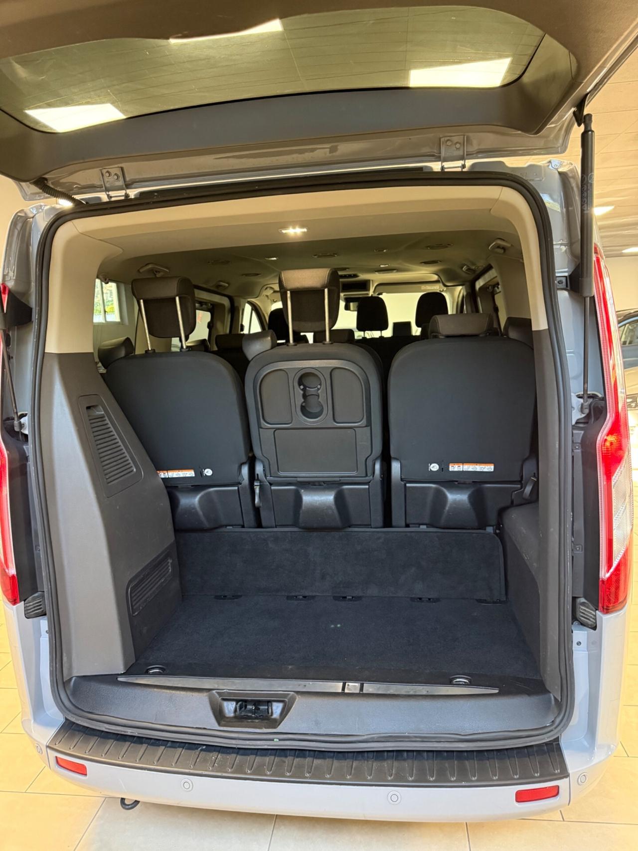 Ford Tourneo Custom 9 posti 150CV MHEV PC Titanium