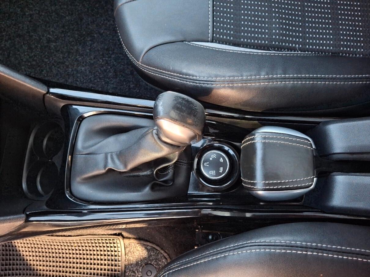 Peugeot 2008 1.6 e-HDi 92 CV Stop&Start Allure