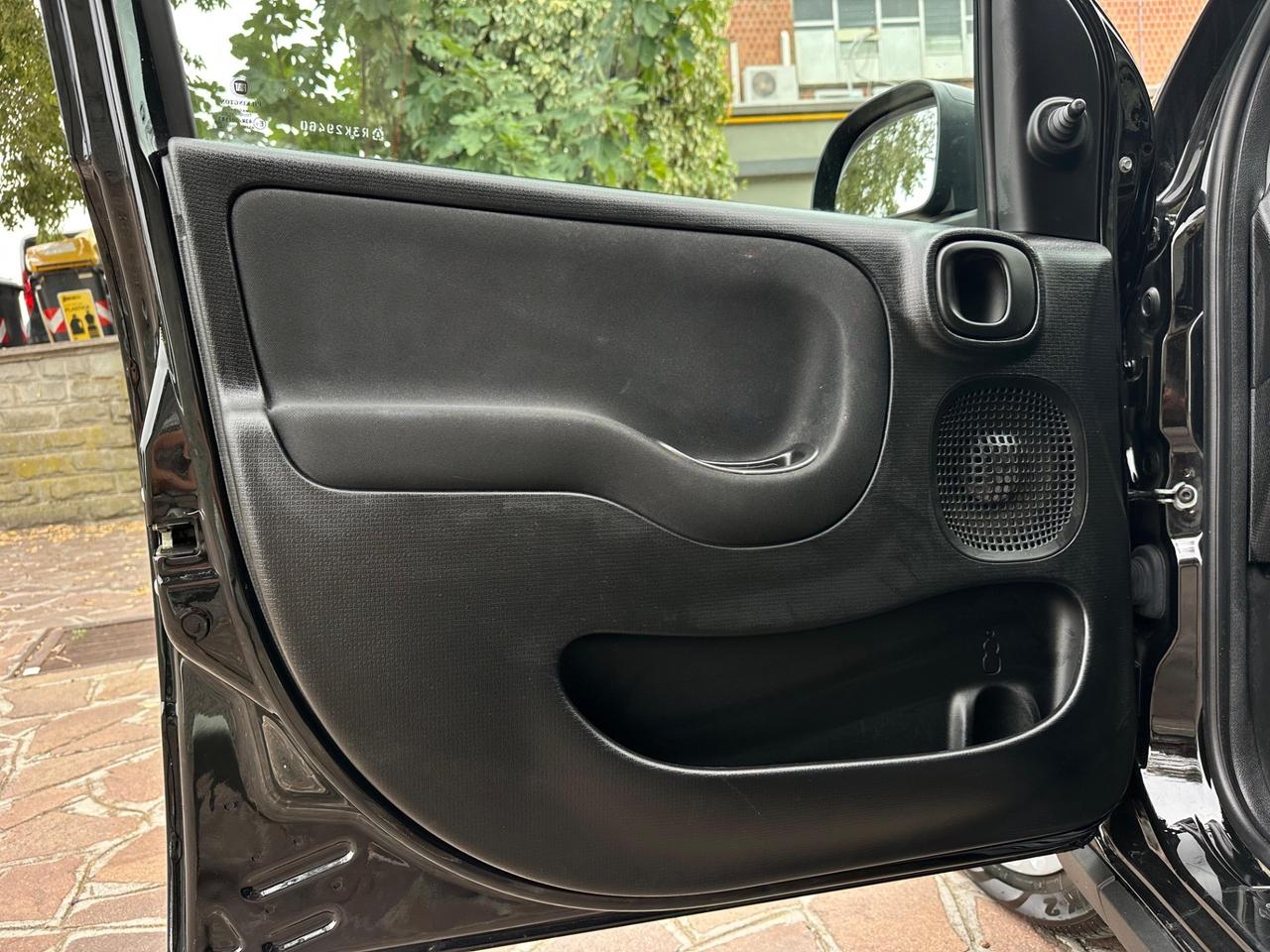 Fiat Panda 1.0 FireFly S&S Hybrid Garmin