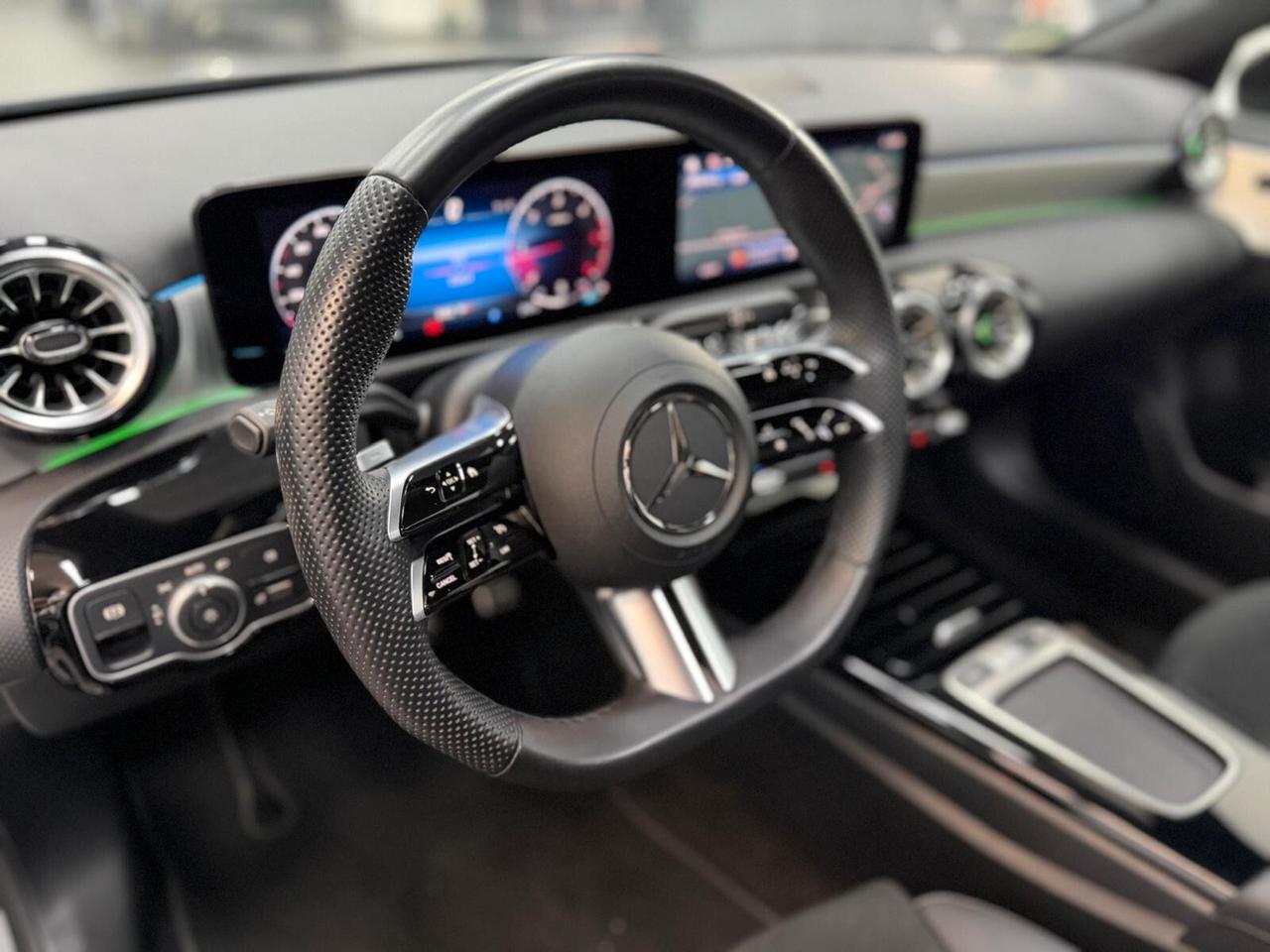Mercedes-benz A 200 d Automatic AMG Line Edition