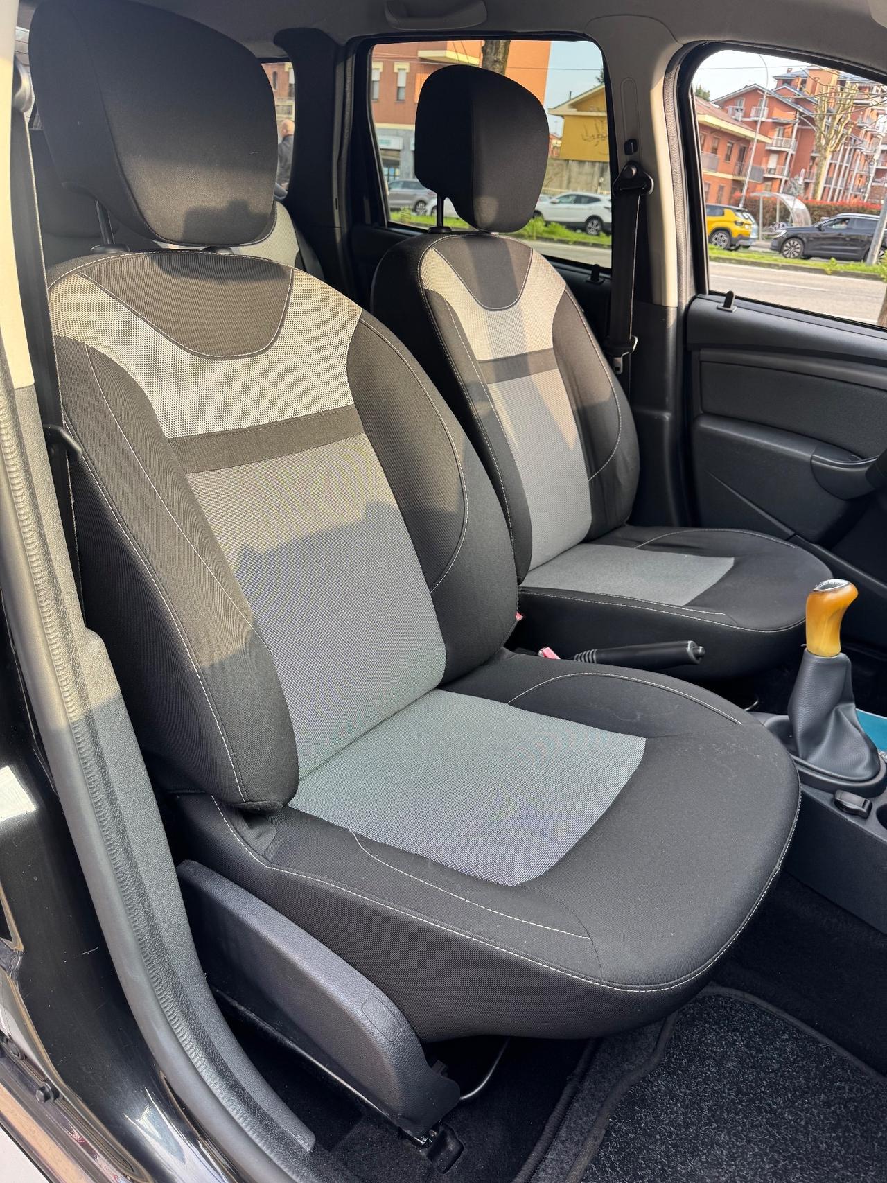 Dacia Duster 1.6 115 CV GPL Serie Speciale Brave2