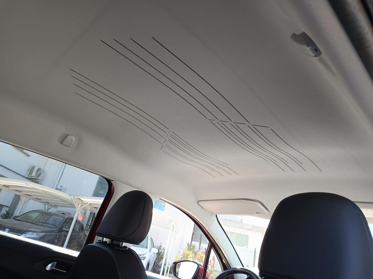 Peugeot 2008 BlueHDi 100 Allure Tua a 152€/mese