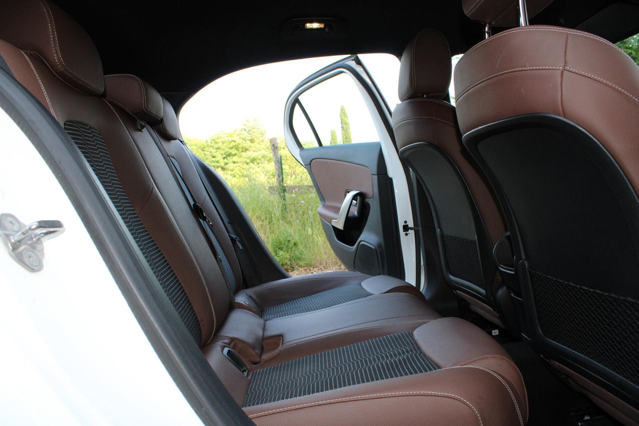 Mercedes-benz A 200 A 200 d Automatic Sport