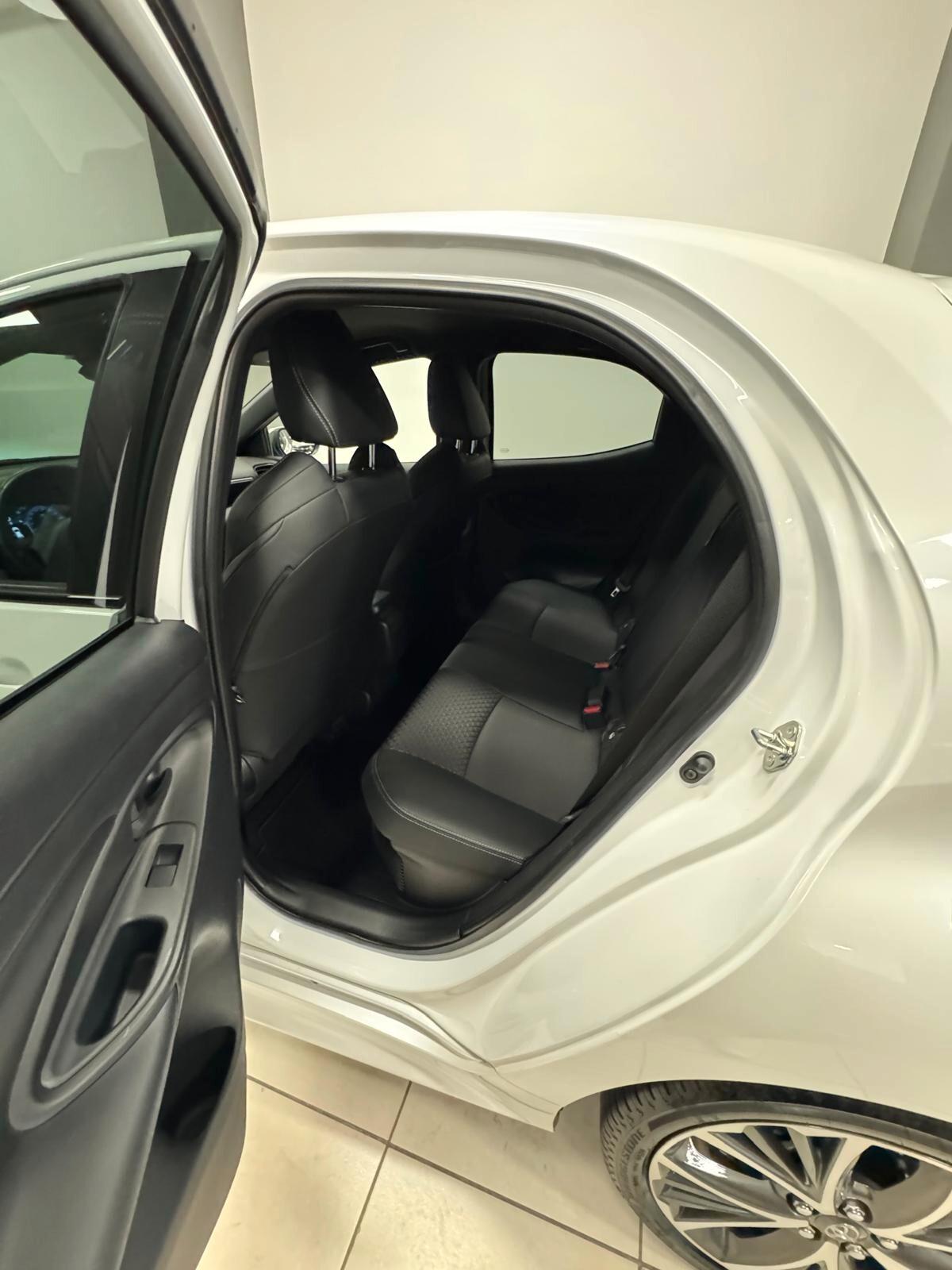 Toyota Yaris 1.5 130 Hybrid 5 porte Lounge