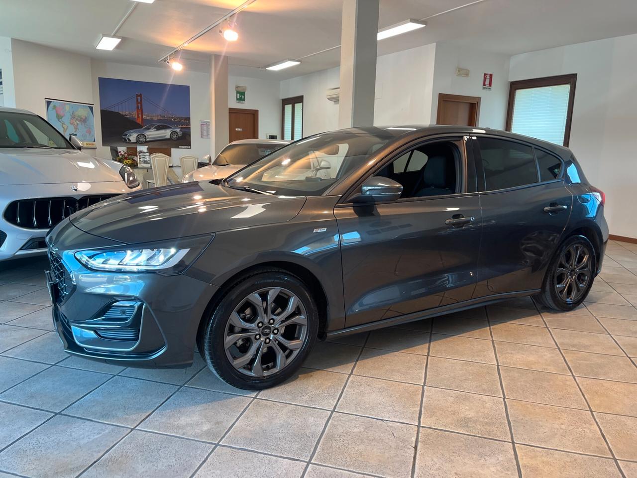 Ford Focus 1.0 EcoBoost Hybrid 125 CV 5p. ST-Line