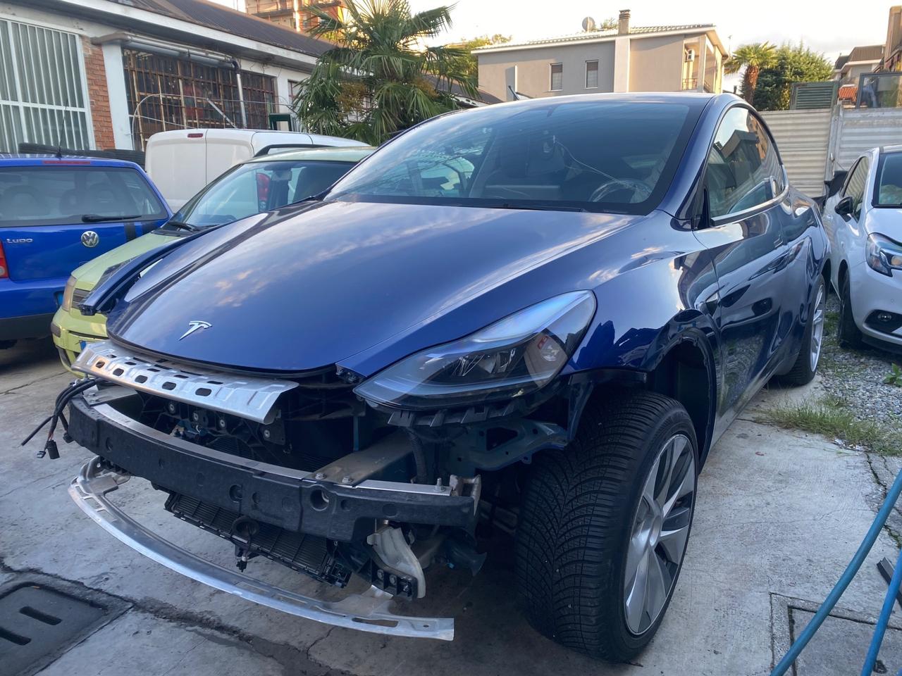 Tesla Model Y RWD