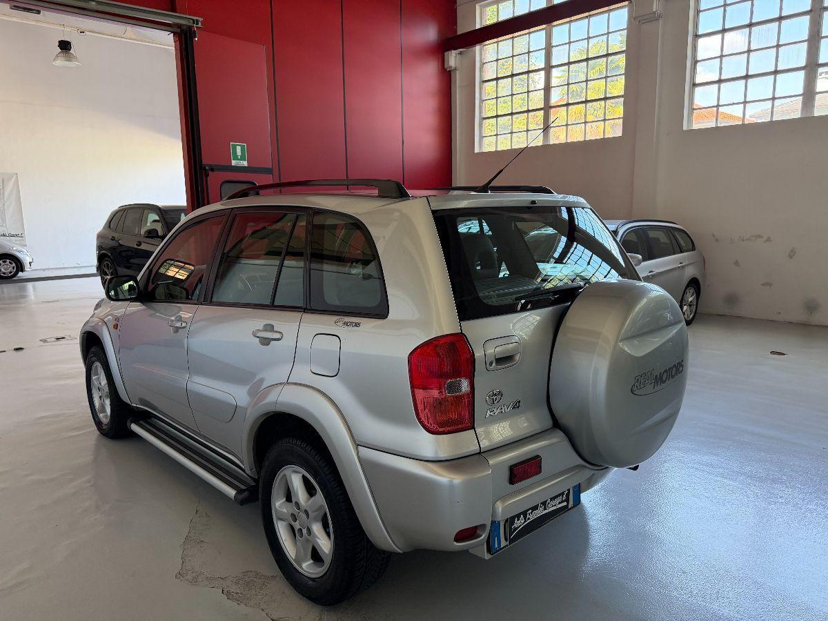 TOYOTA - RAV4 - 2.0 Tdi D-4D 5 porte Sol