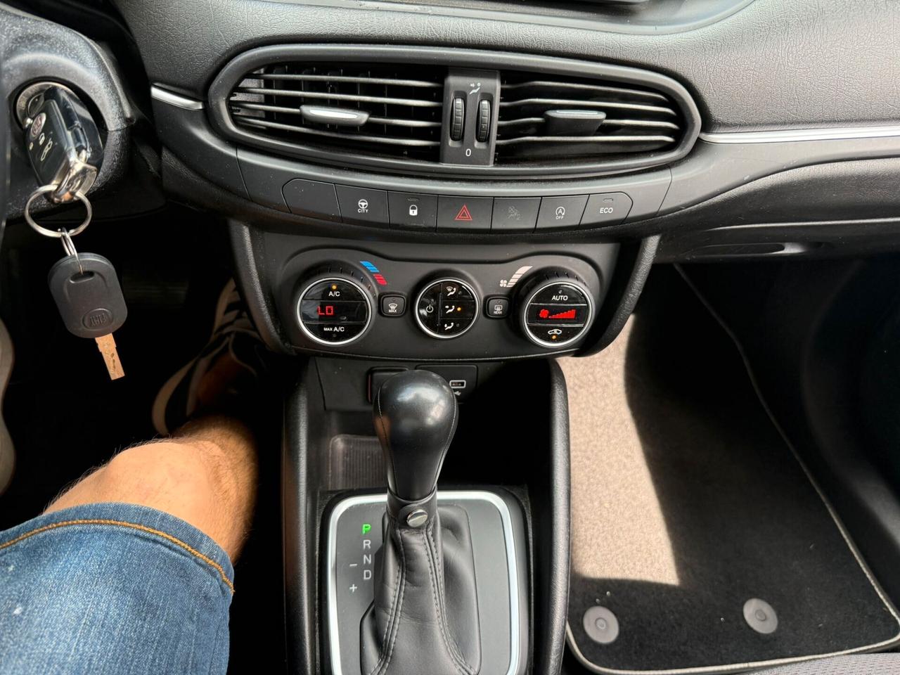 Fiat Tipo 1.6 Mjt S&S DCT SW Lounge