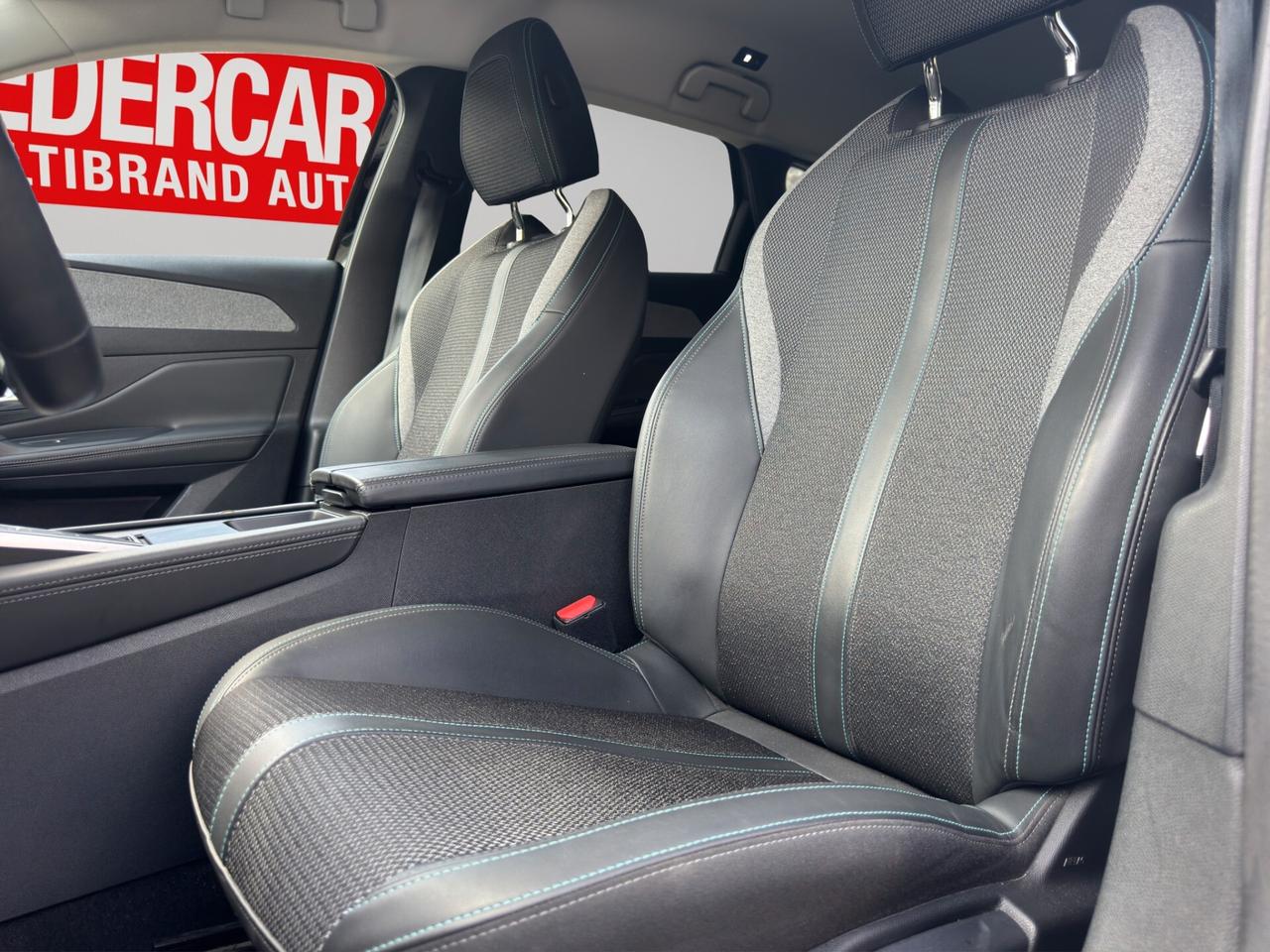 Peugeot 308 BlueHDi 130 S&S EAT8 SW Allure