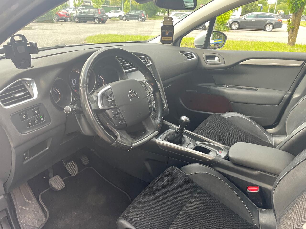 Citroen C4 1.6 e-HDi 115 airdream*Neopatentati**Navi*Sedili riscaldatati*