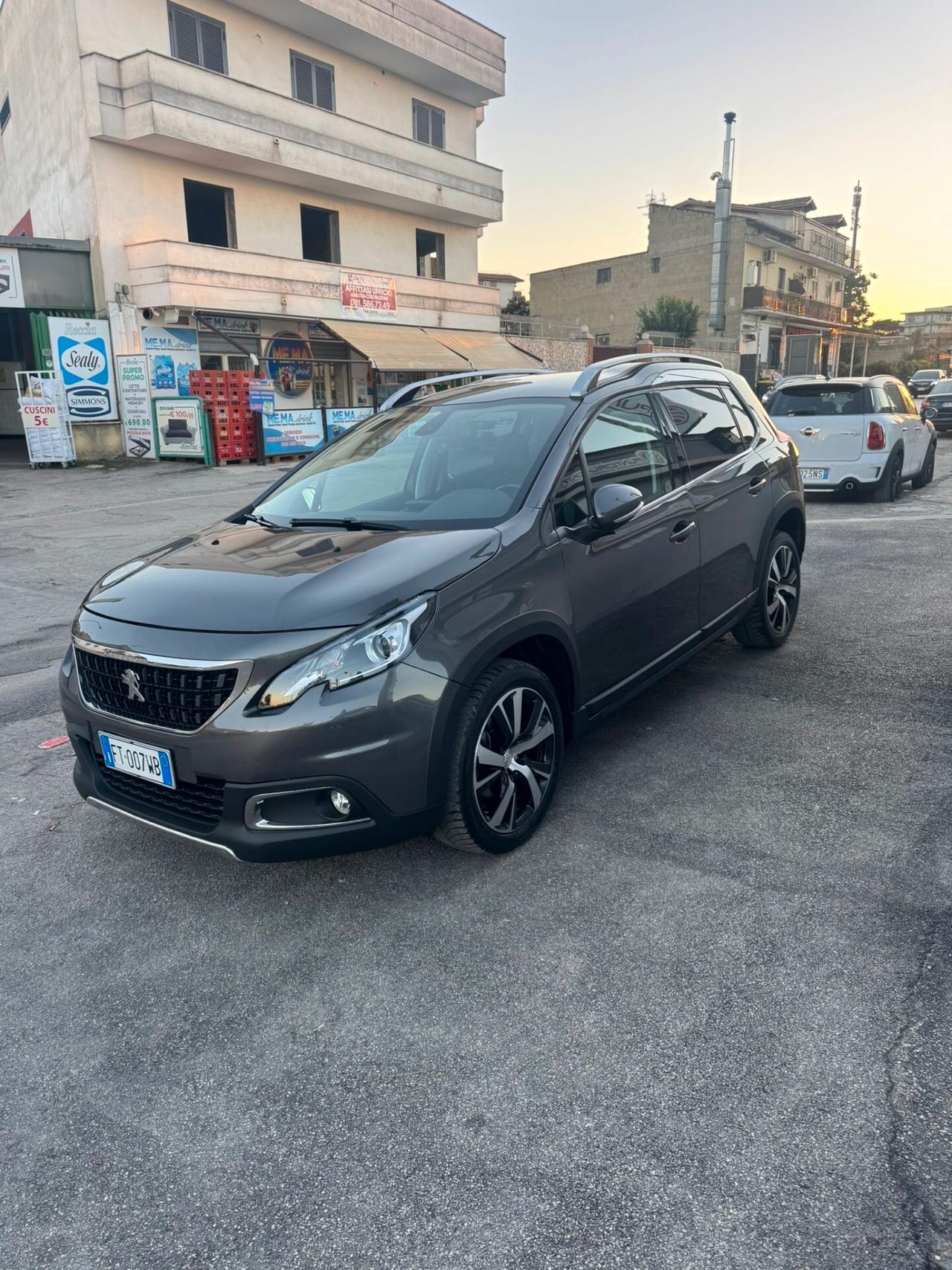 Peugeot 2008 BlueHDi 120 EAT6 S&S Allure