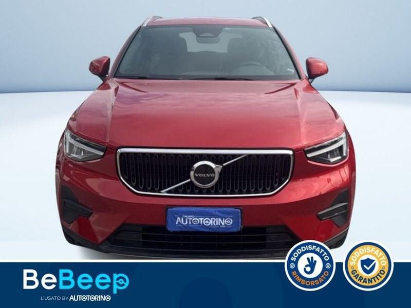 Volvo XC40 2.0 B3 ESSENTIAL AUTO