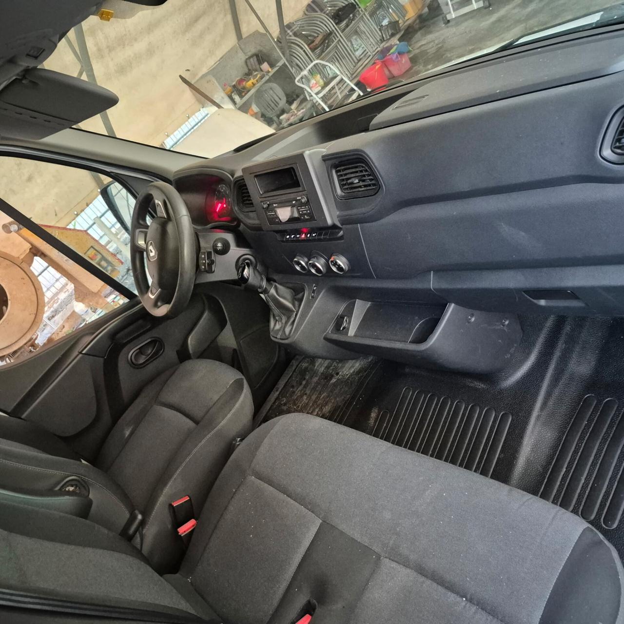 Renault master medio tetto alto