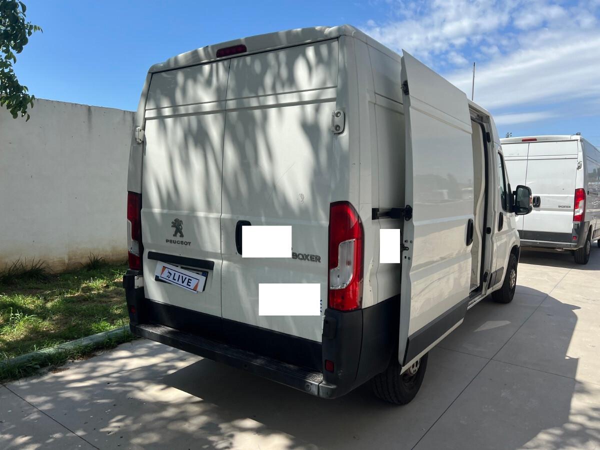 Peugeot Boxer 2.0 Blue HDi 333 L2H2 130 10/2018 Coibentato