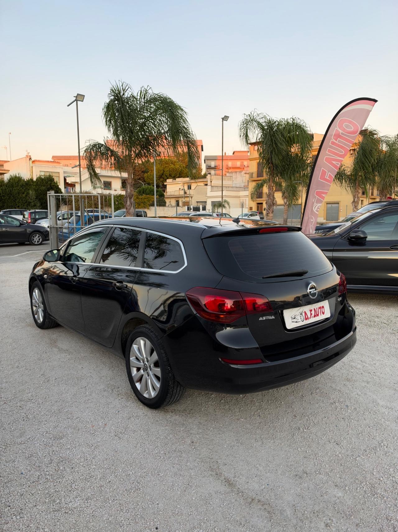 Opel Astra 1.7 CDTI 125CV Sports Tourer Cosmo