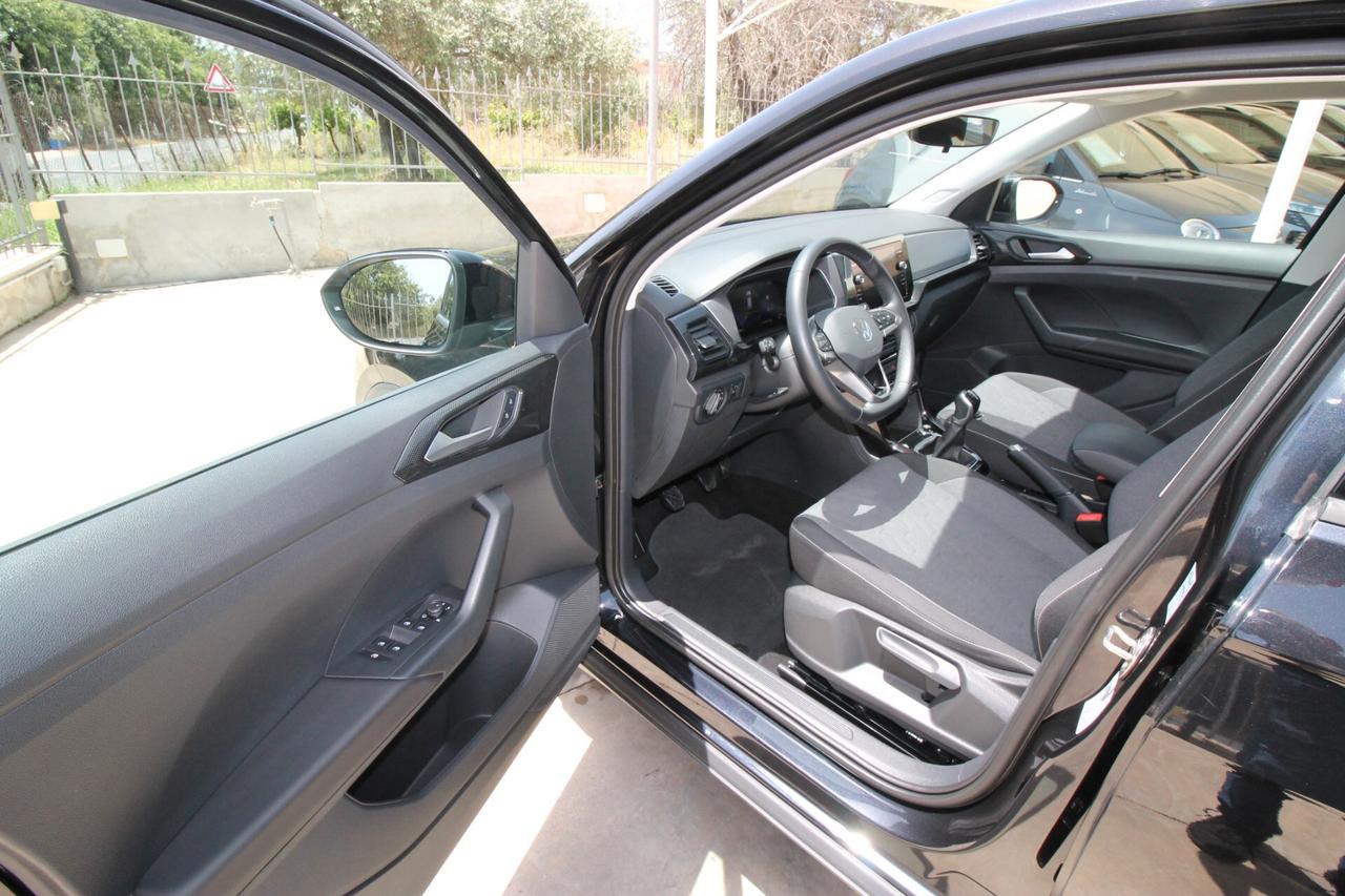 Volkswagen T-Cross 1.0 TSI Life Tech 95 cv|24000km|2024