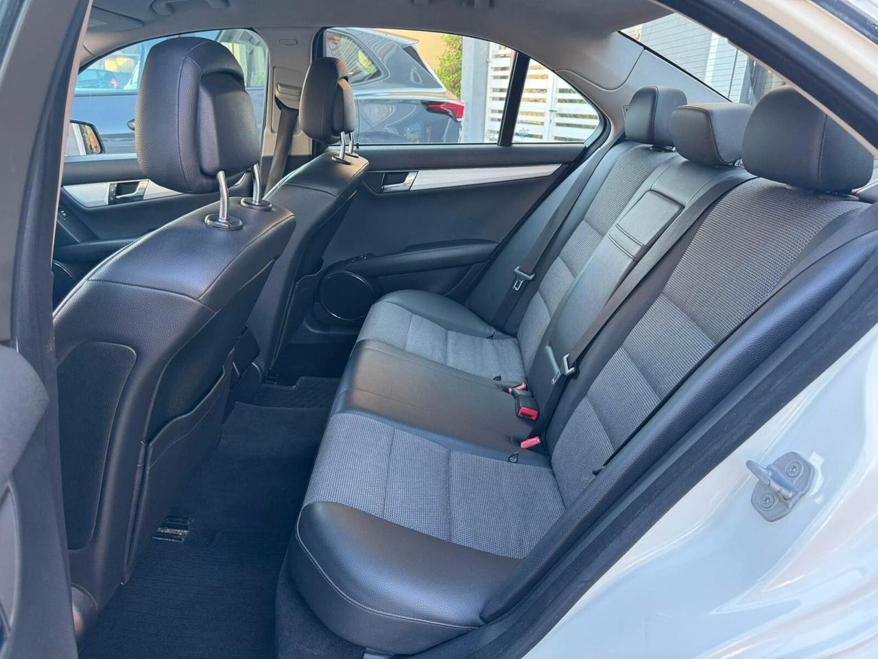 MB C 220 CDI BlueEFFICIENCY AVANTGARD