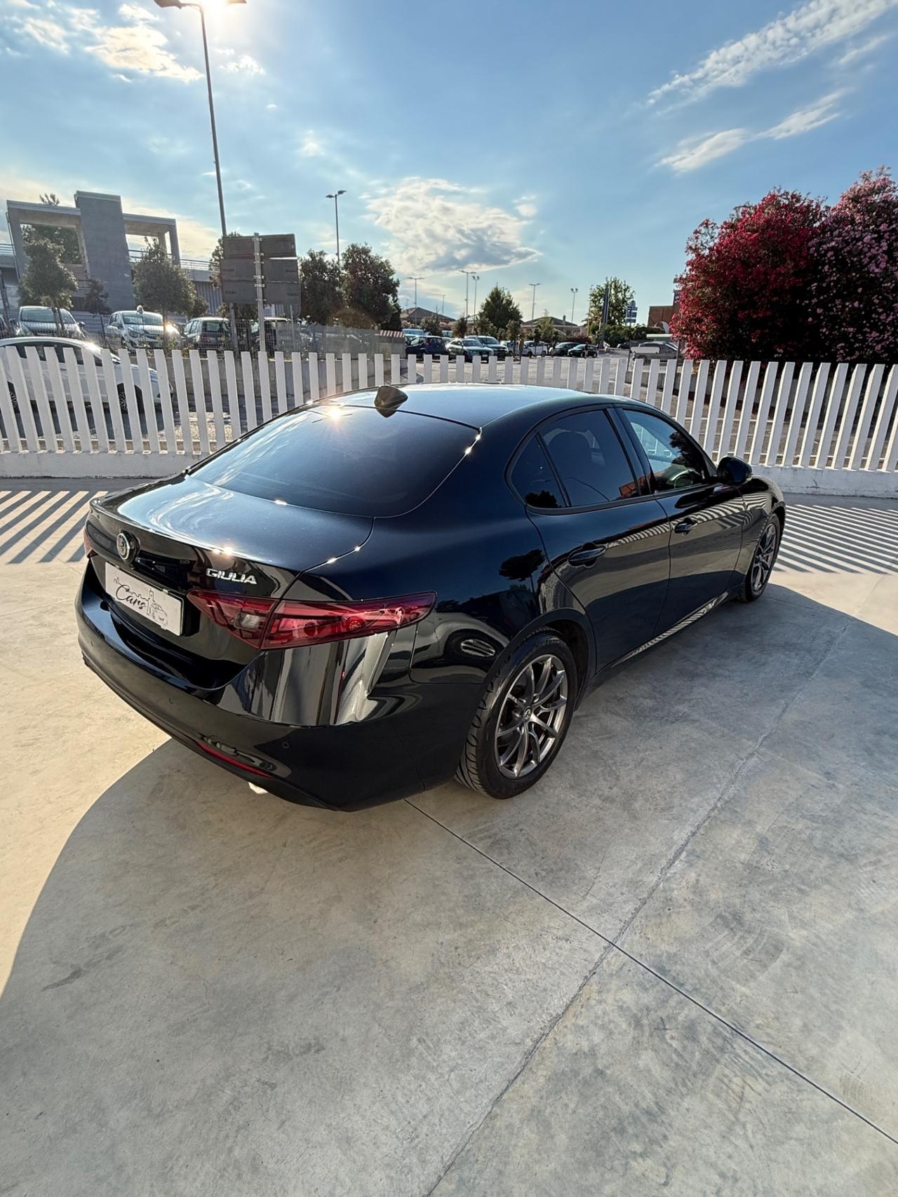 Alfa Romeo Giulia 2.2 Turbodiesel 136 CV AT8 Business