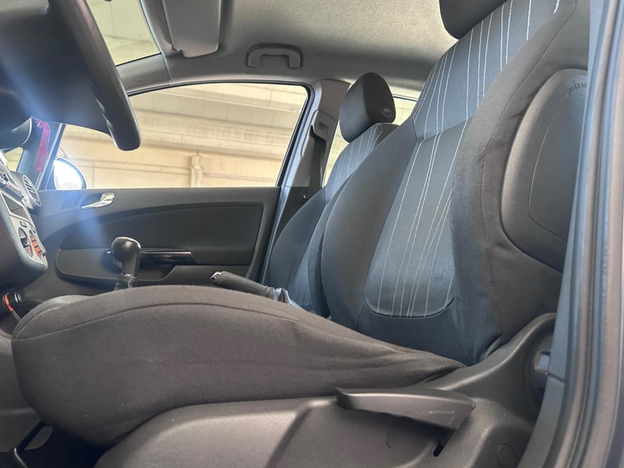 Opel Corsa 1.2 5 porte Enjoy