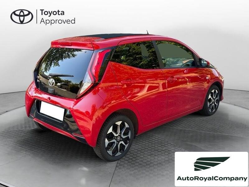Toyota Aygo 1.0 VVT-i x-clusiv red style MMT
