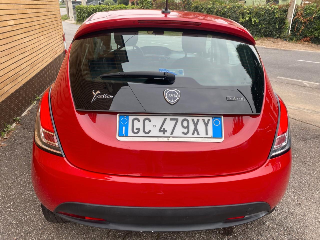 Lancia Ypsilon 1.2 69 CV 5 porte S&S Gold hybrid ecochic