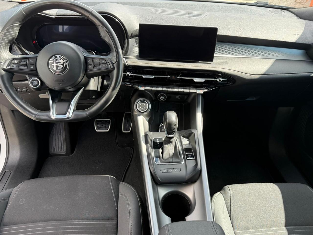 Alfa Romeo Tonale 1.6 diesel 130 CV TCT6 Tributo Italiano