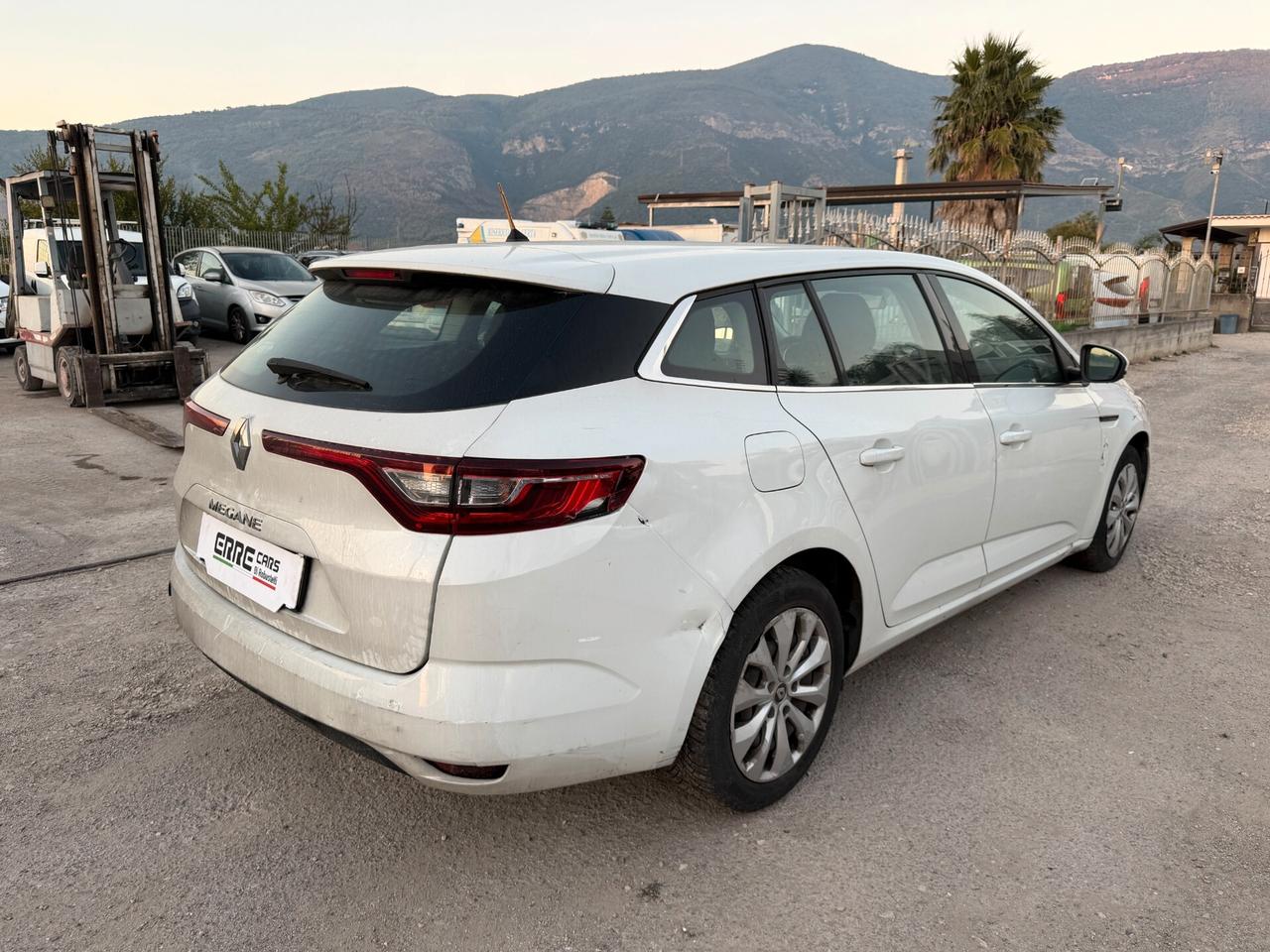 RENAULT MEGANE SPORTER 2019 1.5 DIESEL *MOT ROTTO