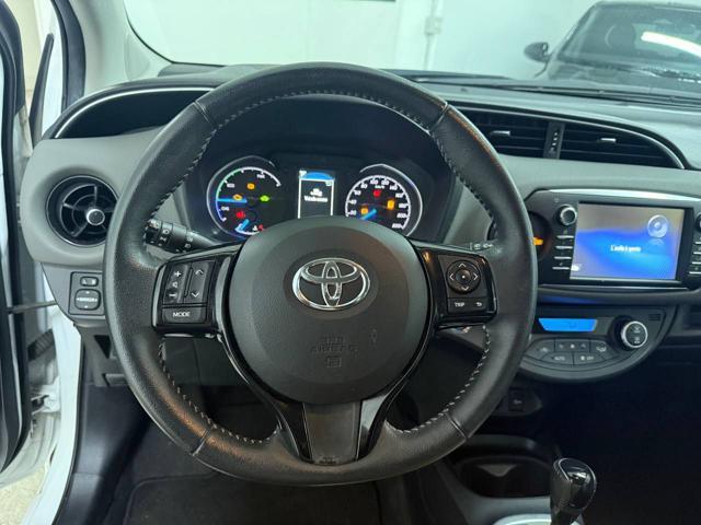 TOYOTA Yaris 1.5 Hybrid 5 porte Business