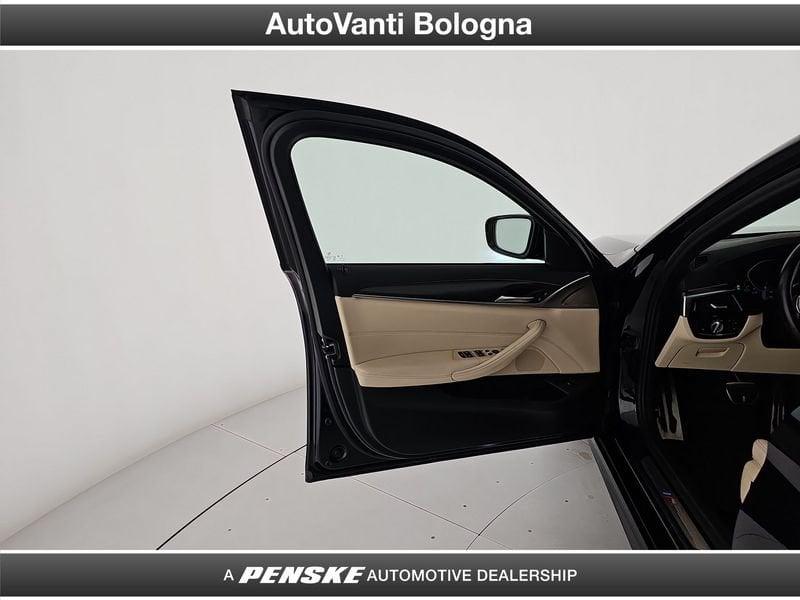 BMW Serie 5 530d Touring mhev 48V Msport auto