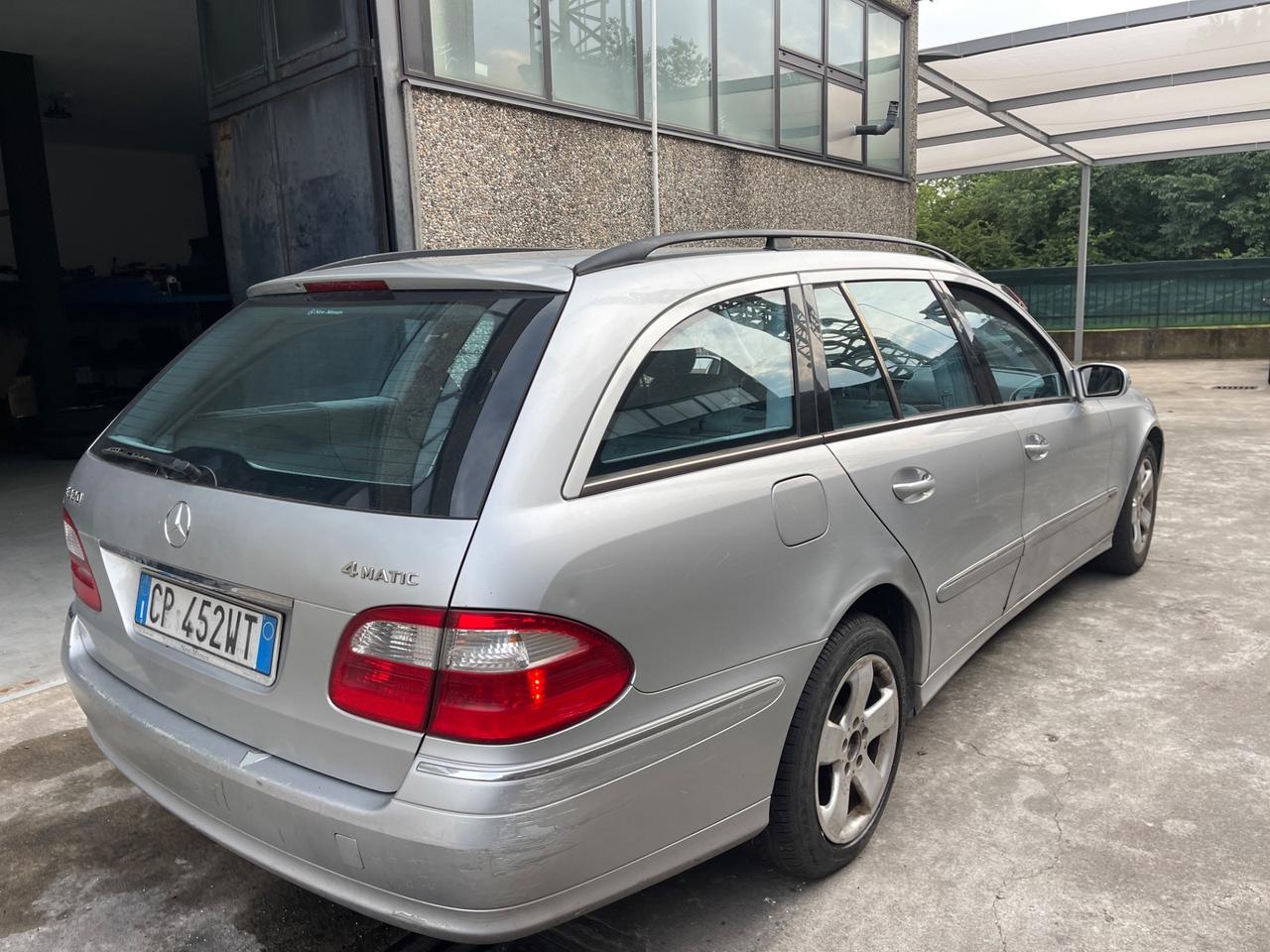MERCEDES E 320 S.W. BENZINA-GPL EURO4 4MATIC AVANGARGE