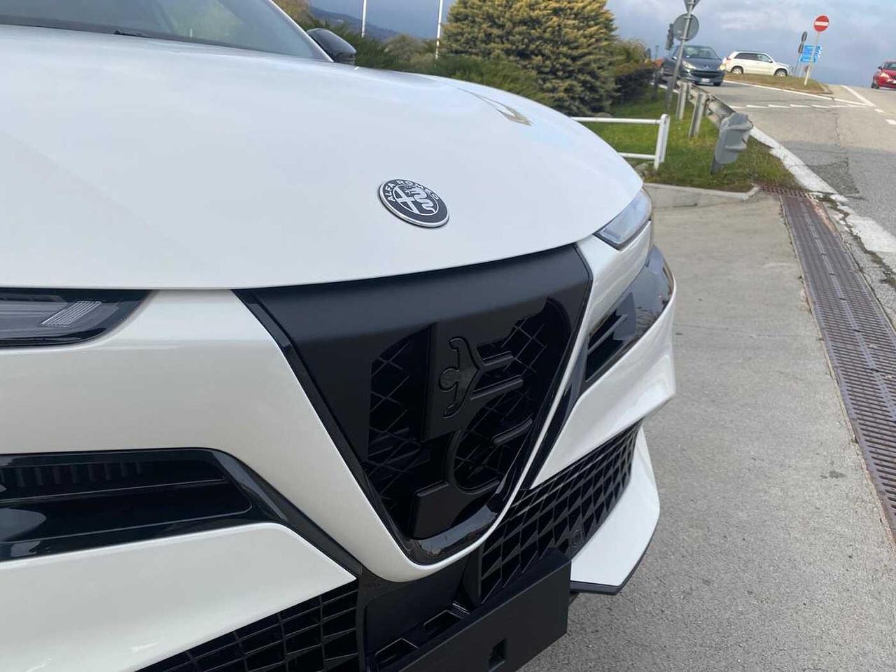 Alfa Romeo Junior 1.2 145 CV Hybrid eDCT6 Speciale