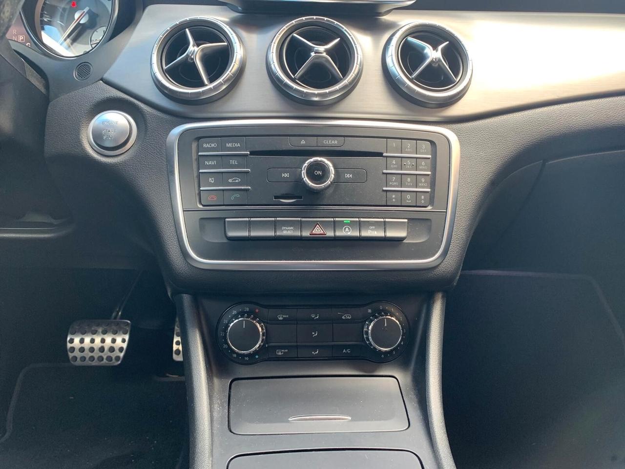 Mercedes-benz CLA 180d Neopat.