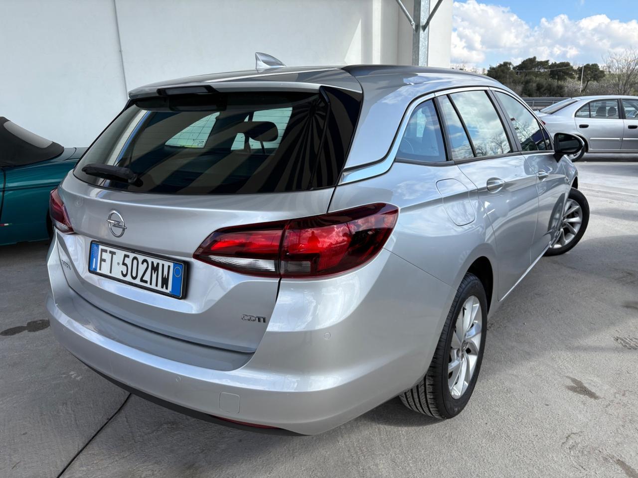 Opel Astra 1.6 CDTi 110CV Start&Stop Sports Tourer Business