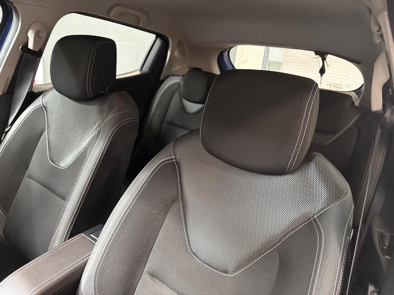 Renault Clio TCe 12V 75 CV 5 porte Moschino Life Ok Neopatentati